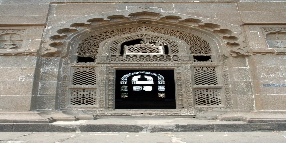 Monument Image