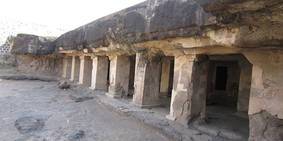 Archaeological site and remains