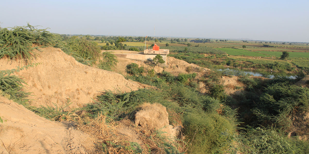 Ancient site and remains (Prakash) 