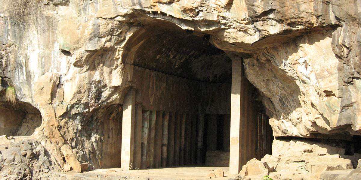 pittalkhora caves