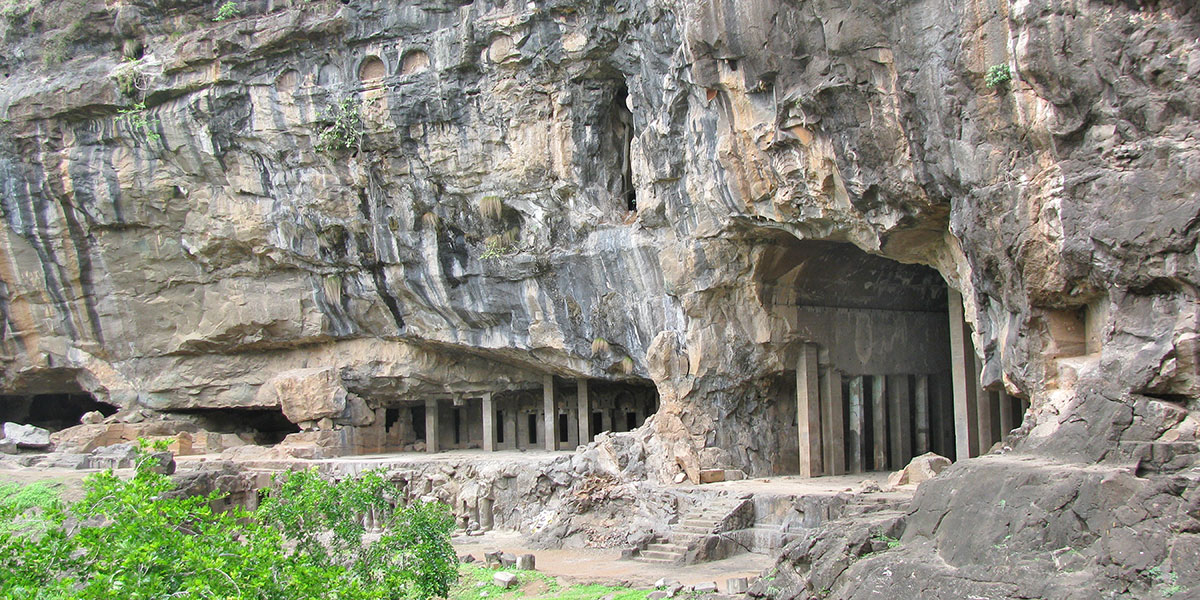 pittalkhora caves