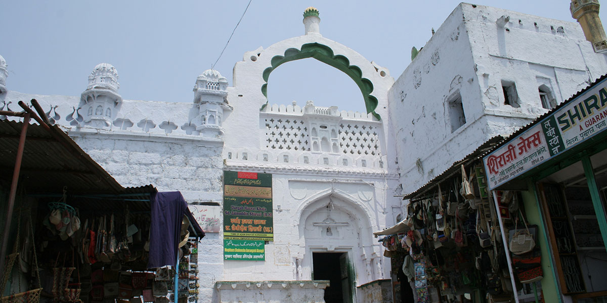 Tomb of Auranzeb