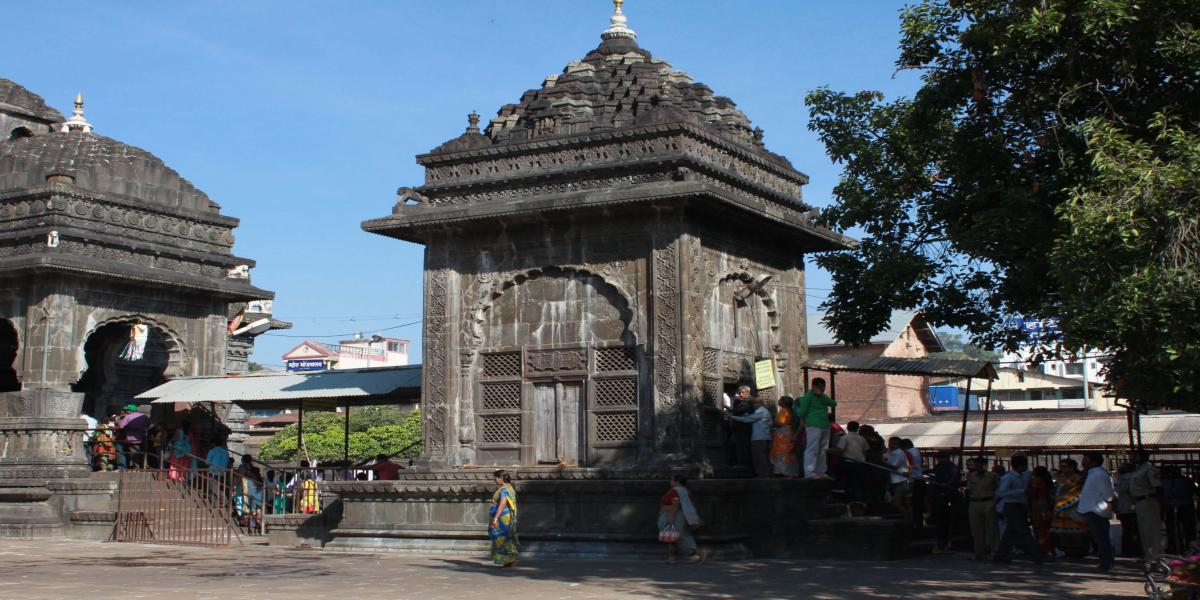 Trimakeshwar temple