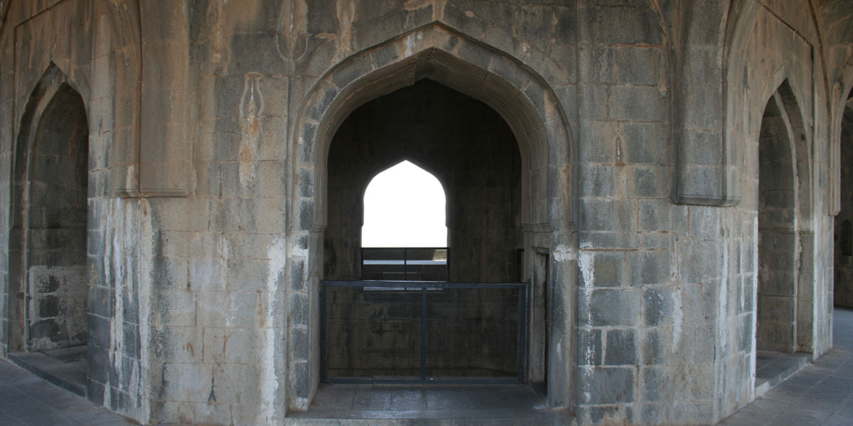 Monument Image