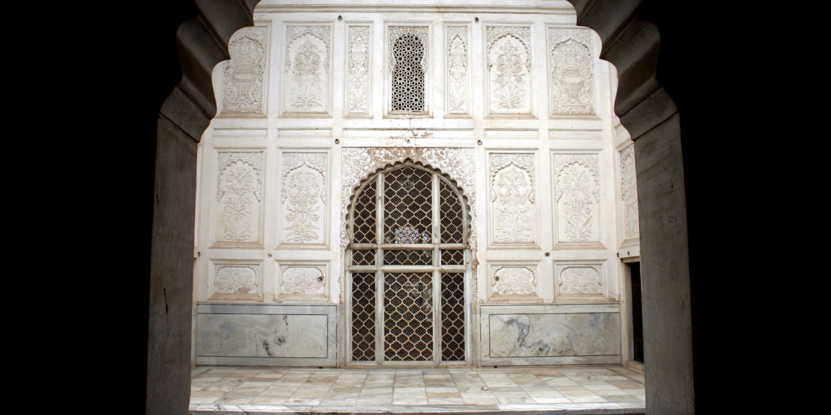 Monument Image