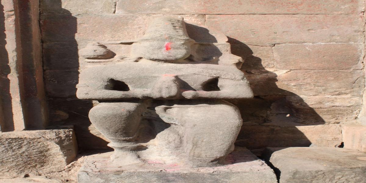 Monument Image
