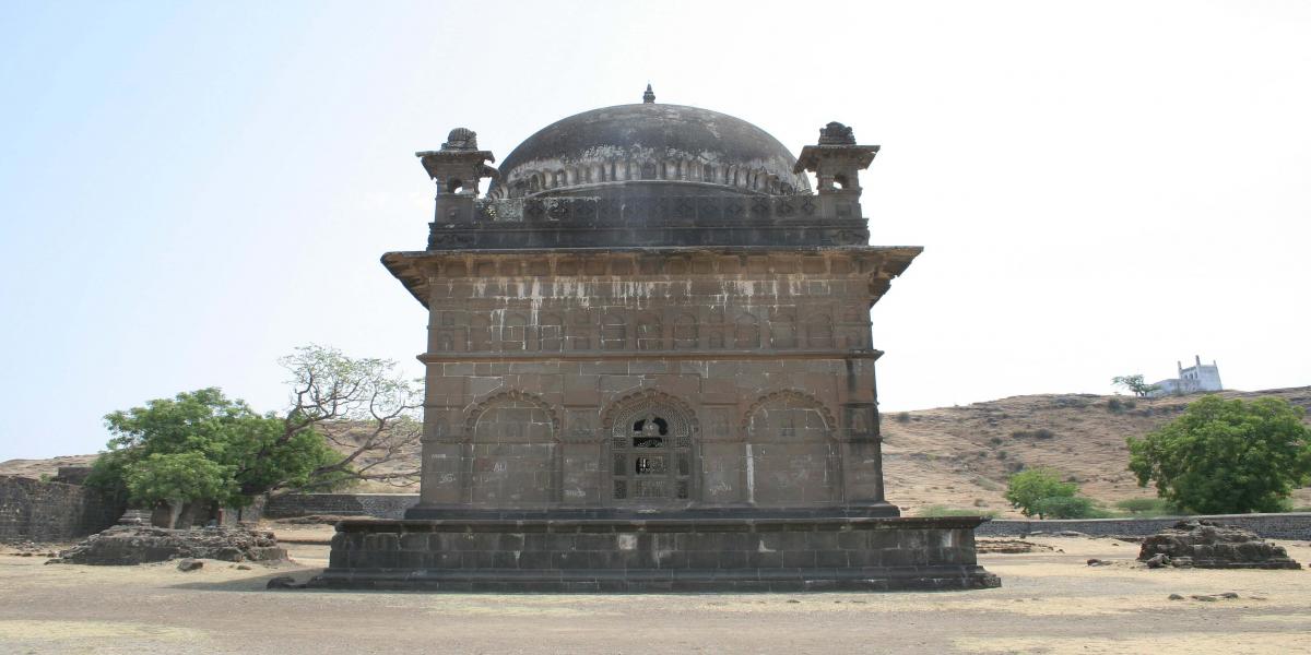 Monument Image