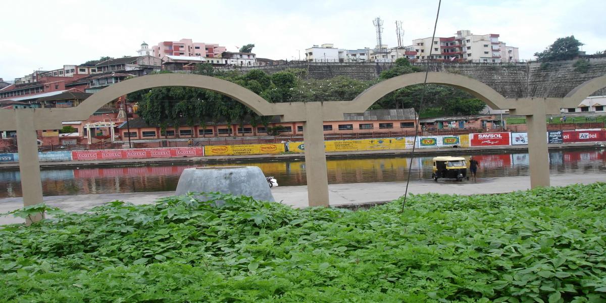 Monument Image
